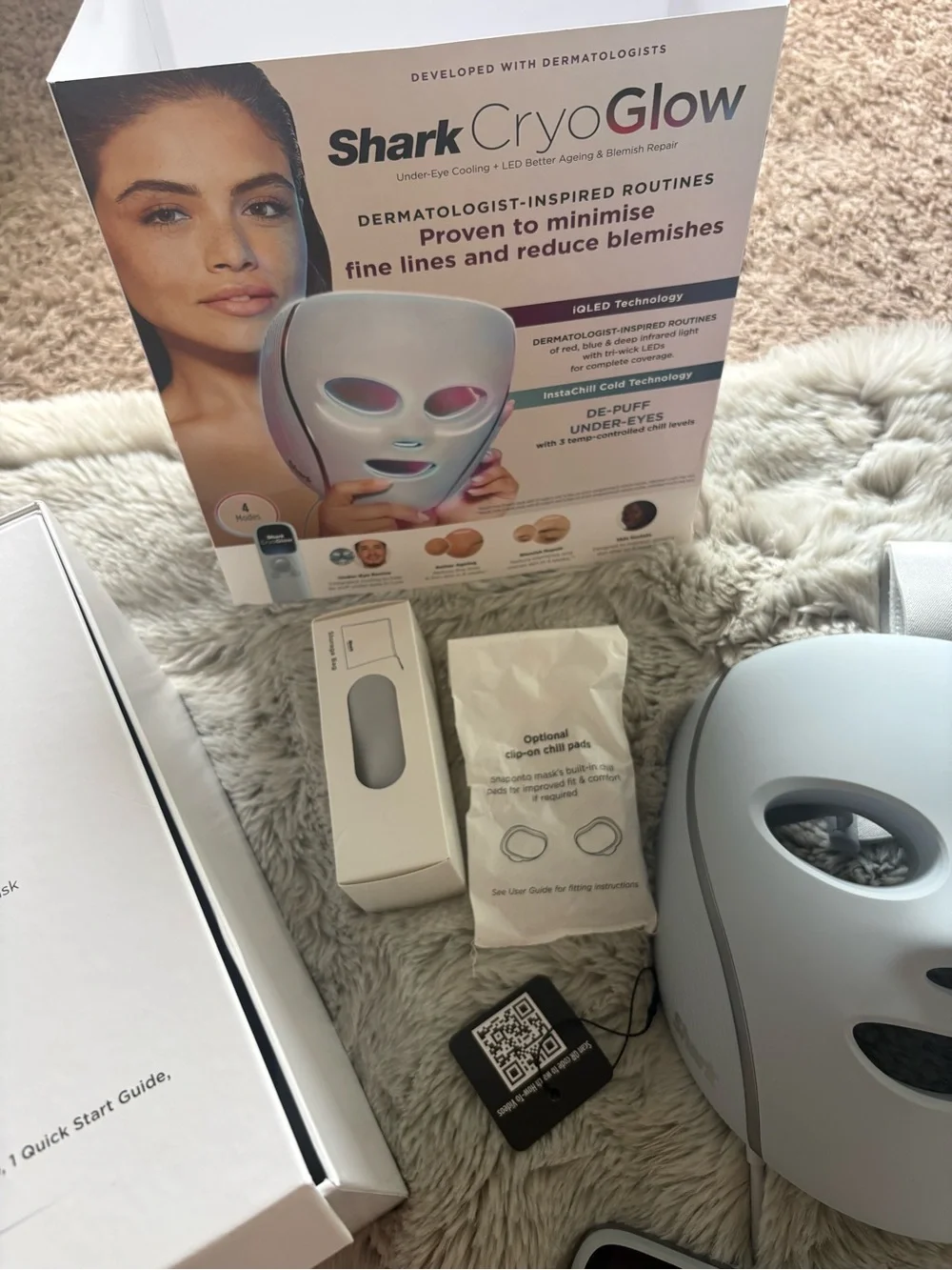 Shark CryoGlow LED Face Mask Under-Eye Cooling Anti Aging & Blemish Repair
